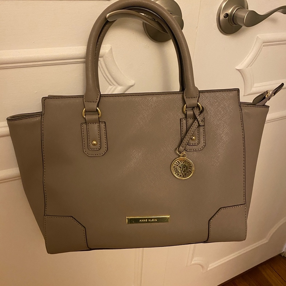 Anne Klein tote